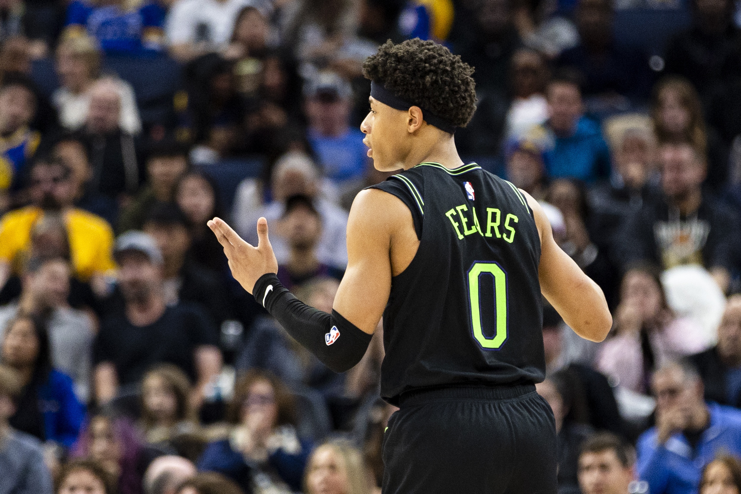 乐鱼官方入口-爵士不设防！鹈鹕全场轰下156分 本赛季全联盟第二高分